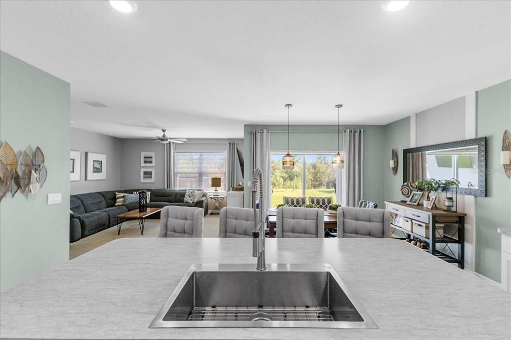 Active With Contract: $329,900 (4 beds, 2 baths, 1855 Square Feet)