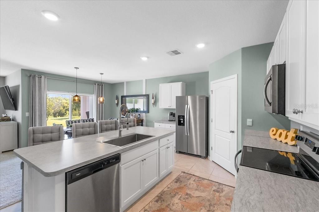 Active With Contract: $329,900 (4 beds, 2 baths, 1855 Square Feet)