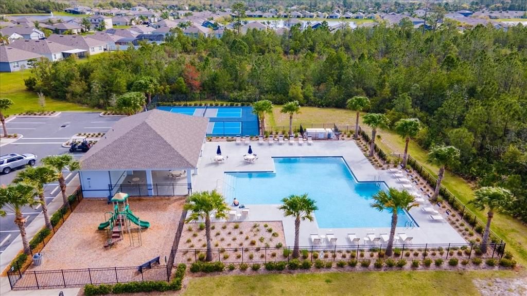 Active With Contract: $329,900 (4 beds, 2 baths, 1855 Square Feet)