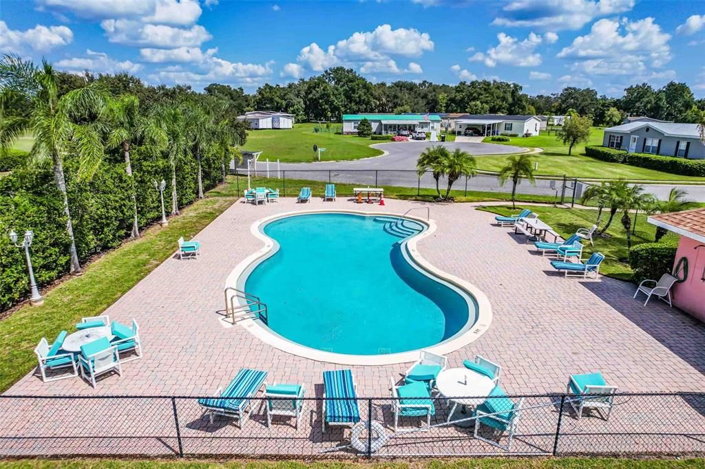 En Venta: $240,000 (4 camas, 2 baños, 2128 Pies cuadrados)