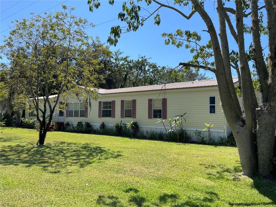 En Venta: $240,000 (4 camas, 2 baños, 2128 Pies cuadrados)