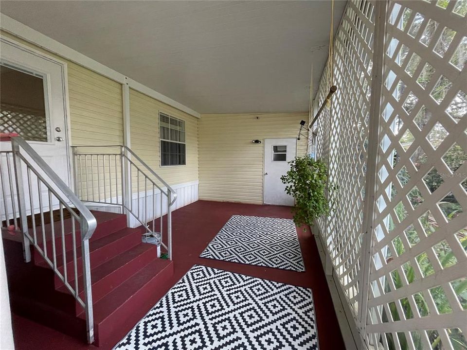 En Venta: $240,000 (4 camas, 2 baños, 2128 Pies cuadrados)