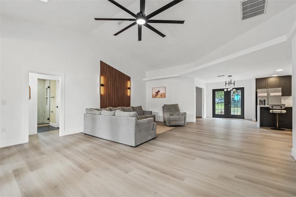 Active With Contract: $399,000 (3 beds, 2 baths, 1972 Square Feet)