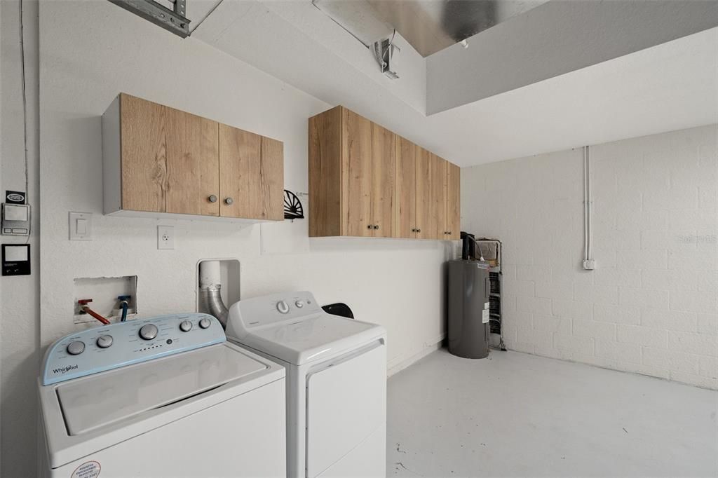 Active With Contract: $399,000 (3 beds, 2 baths, 1972 Square Feet)