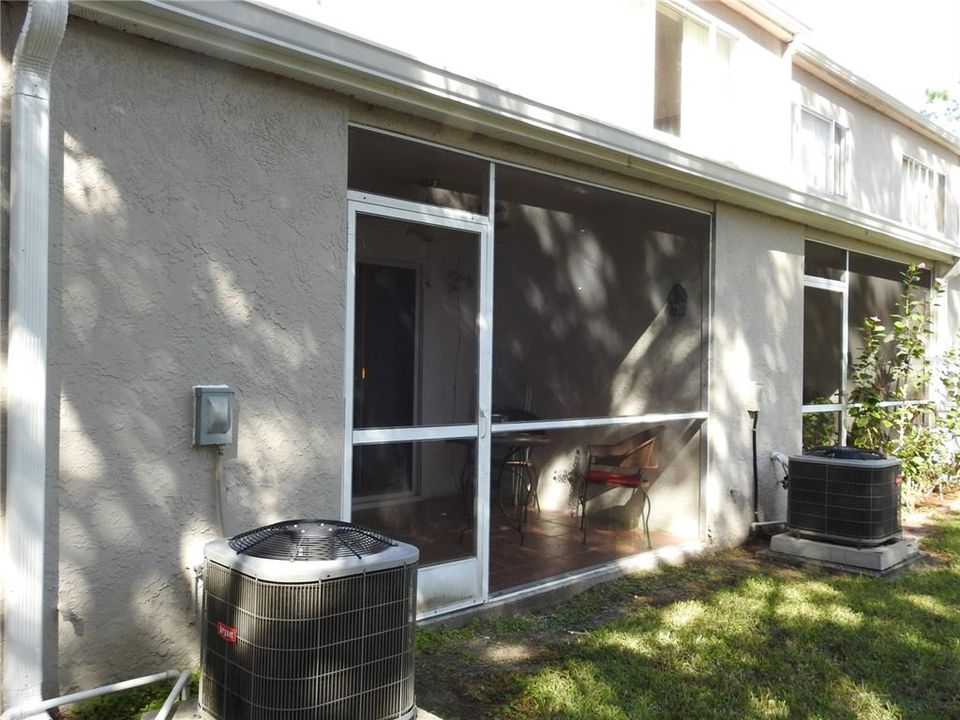 Active With Contract: $234,900 (2 beds, 2 baths, 1184 Square Feet)