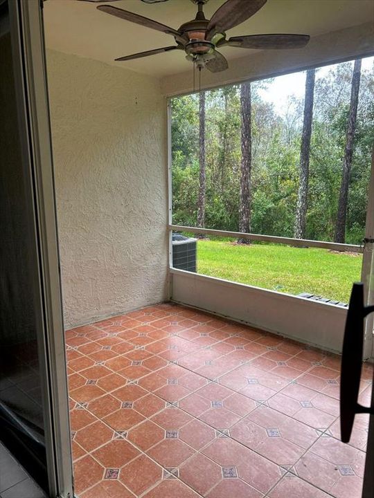 Active With Contract: $234,900 (2 beds, 2 baths, 1184 Square Feet)