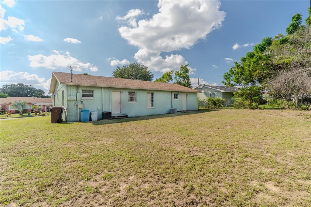 Под контрактом: $249,500 (0 спален, 0 ванн, 1544 Квадратных фут)