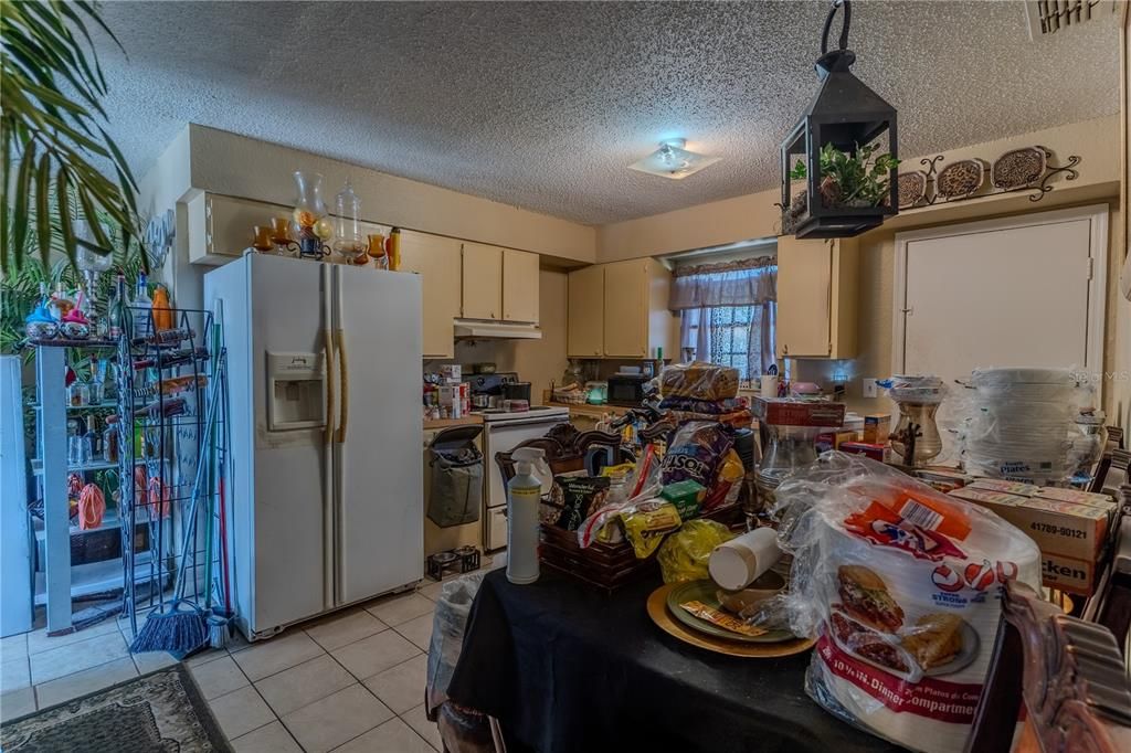 Под контрактом: $249,500 (0 спален, 0 ванн, 1544 Квадратных фут)