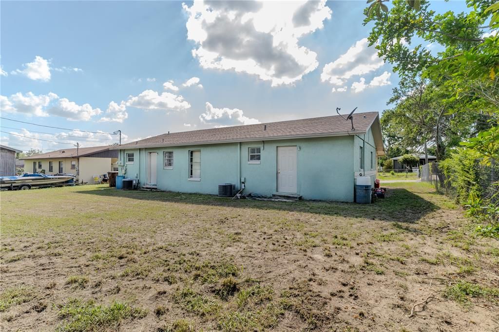 Под контрактом: $249,500 (0 спален, 0 ванн, 1544 Квадратных фут)