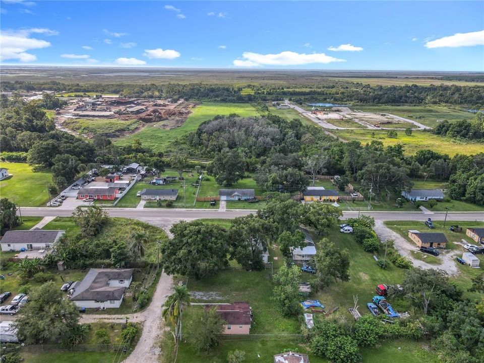 待售: $179,999 (2 贝兹, 1 浴室, 814 平方英尺)