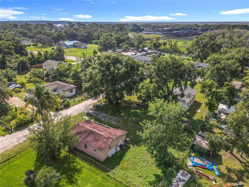 待售: $179,999 (2 贝兹, 1 浴室, 814 平方英尺)