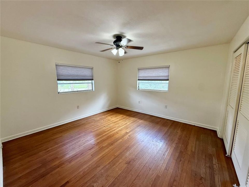 Activo con contrato: $1,725 (2 camas, 2 baños, 1198 Pies cuadrados)