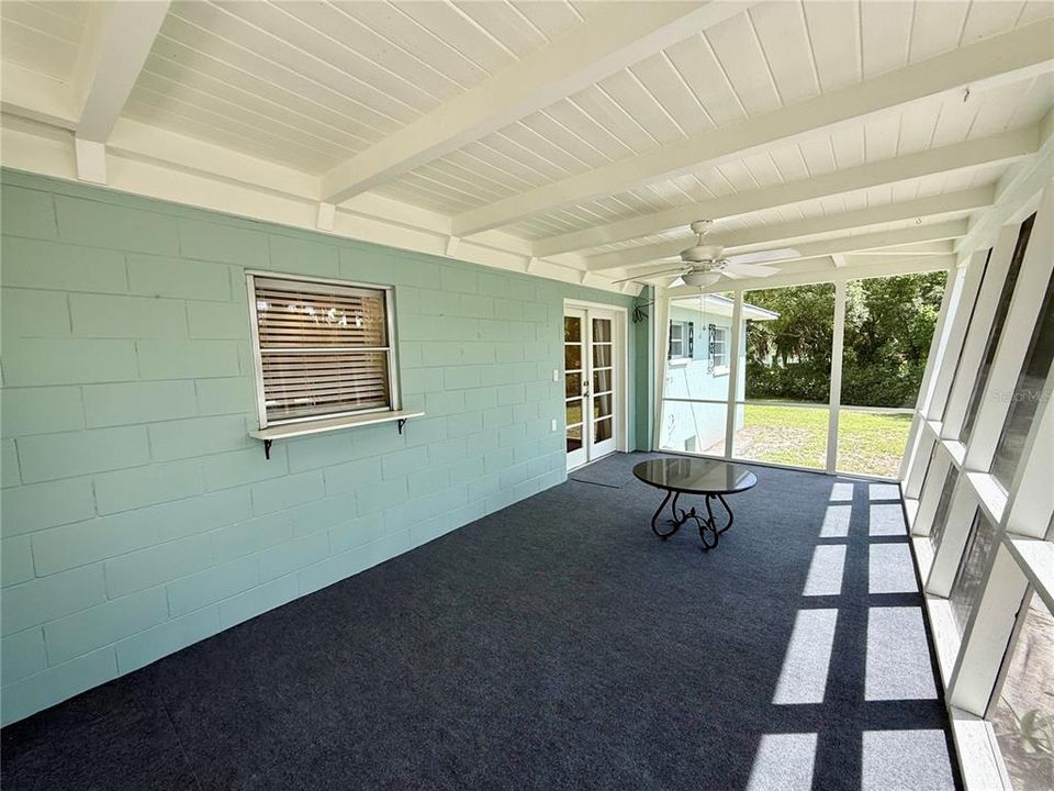 Activo con contrato: $1,725 (2 camas, 2 baños, 1198 Pies cuadrados)