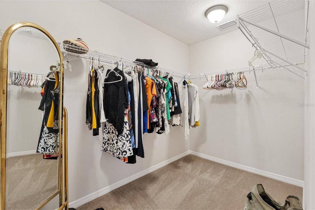 Activo con contrato: $500,000 (3 camas, 2 baños, 1601 Pies cuadrados)