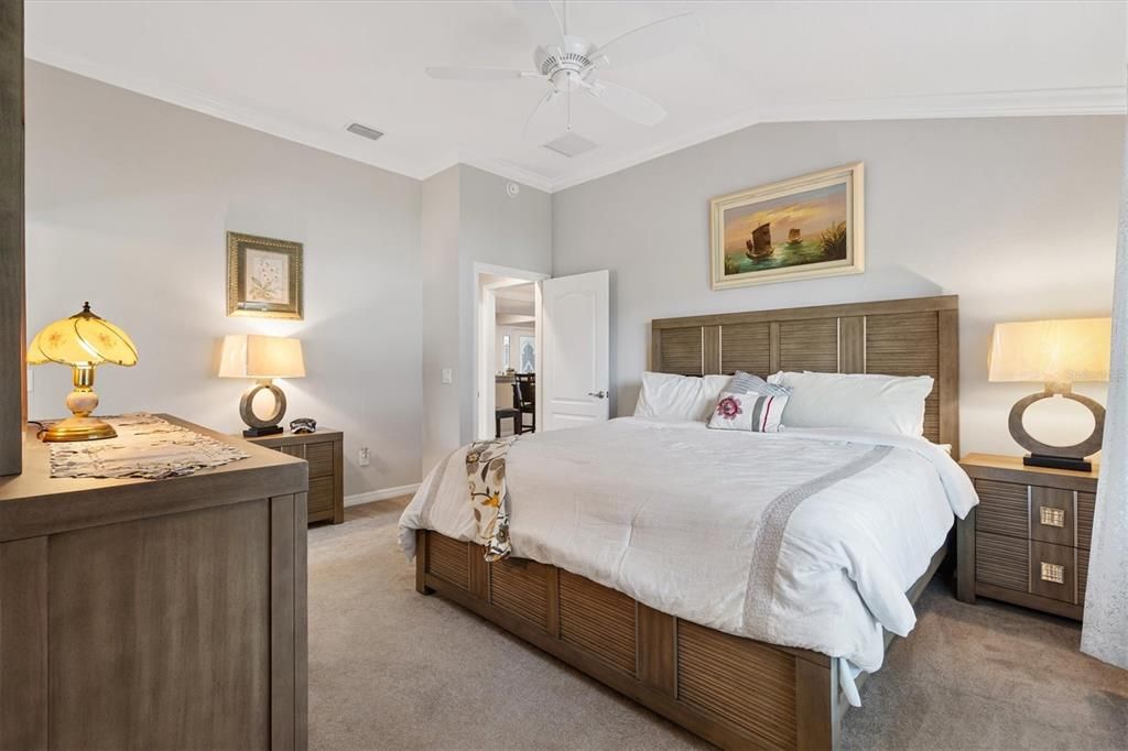 Activo con contrato: $500,000 (3 camas, 2 baños, 1601 Pies cuadrados)