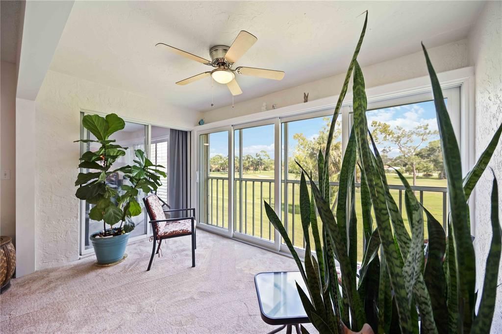 Под контрактом: $1,850 (2 спален, 2 ванн, 1278 Квадратных фут)