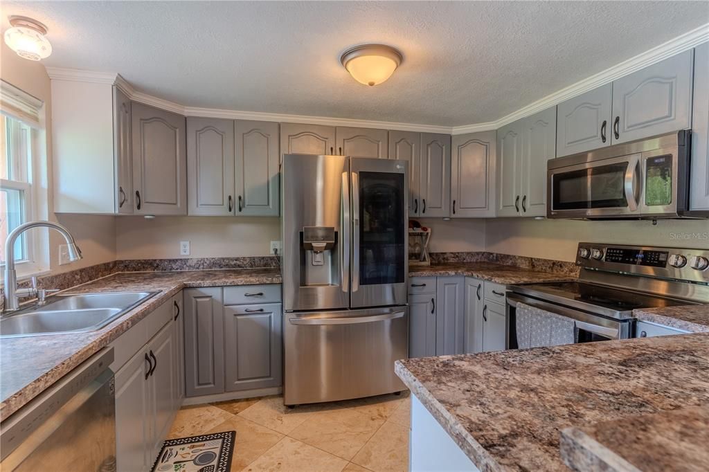 En Venta: $250,000 (3 camas, 2 baños, 1400 Pies cuadrados)