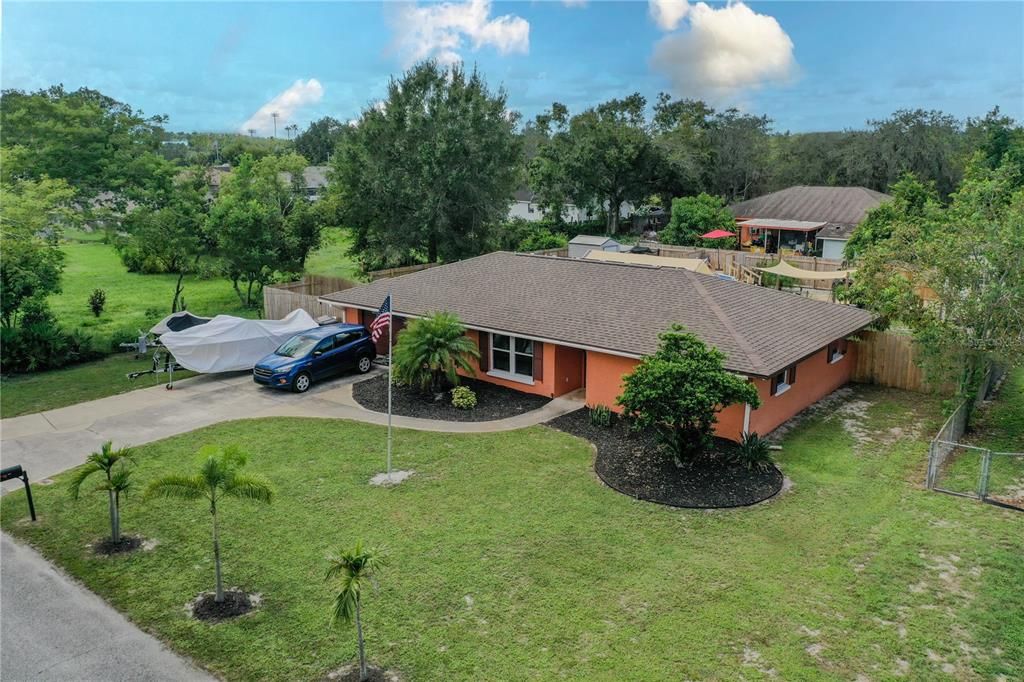 En Venta: $250,000 (3 camas, 2 baños, 1400 Pies cuadrados)