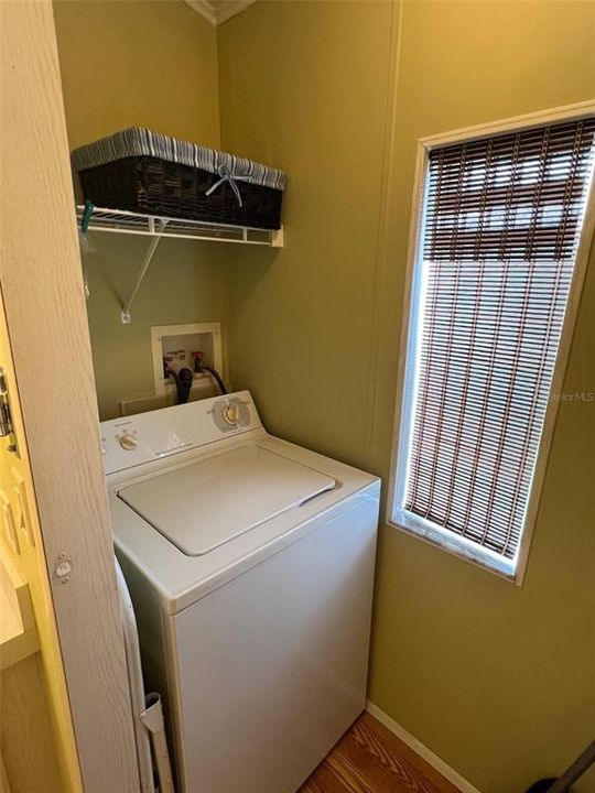 Active With Contract: $135,000 (2 beds, 1 baths, 742 Square Feet)