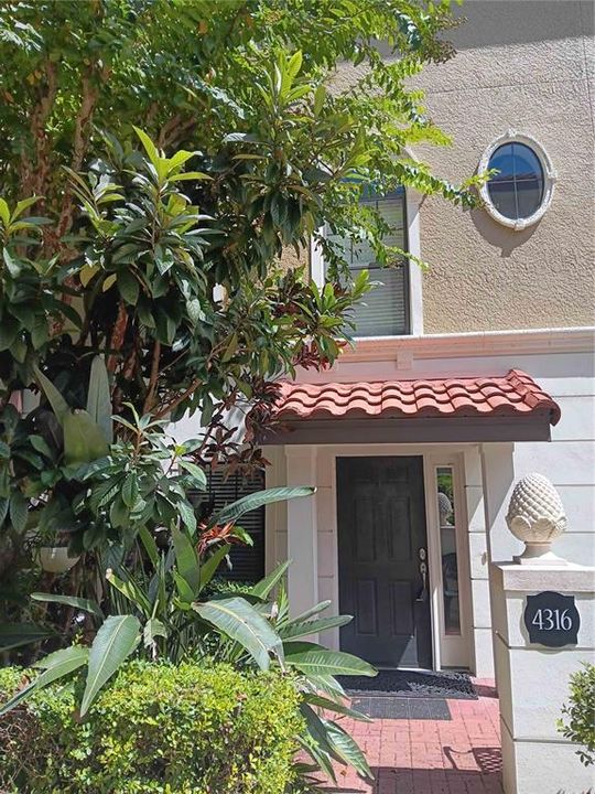 出租: $2,750 (4 贝兹, 3 浴室, 2028 平方英尺)