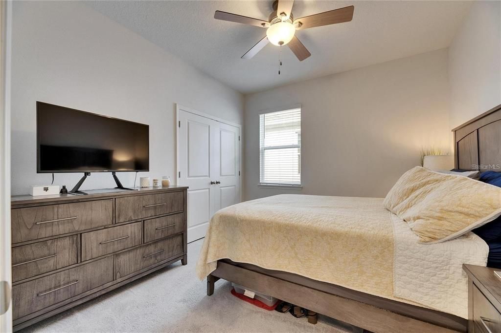 出租: $7,200 (4 贝兹, 2 浴室, 2045 平方英尺)