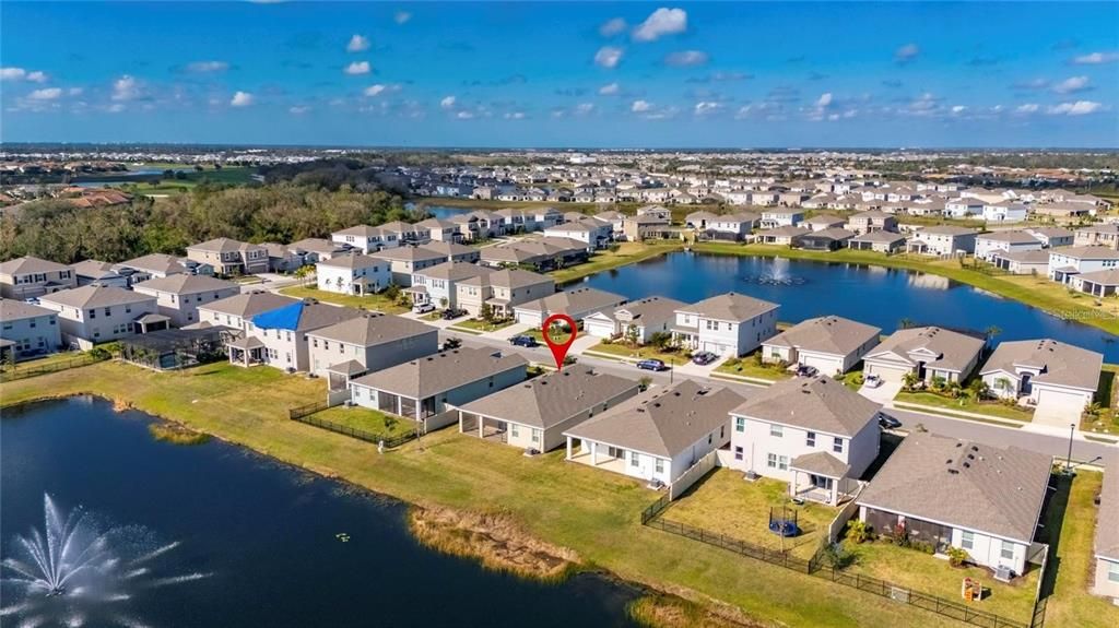 出租: $7,200 (4 贝兹, 2 浴室, 2045 平方英尺)