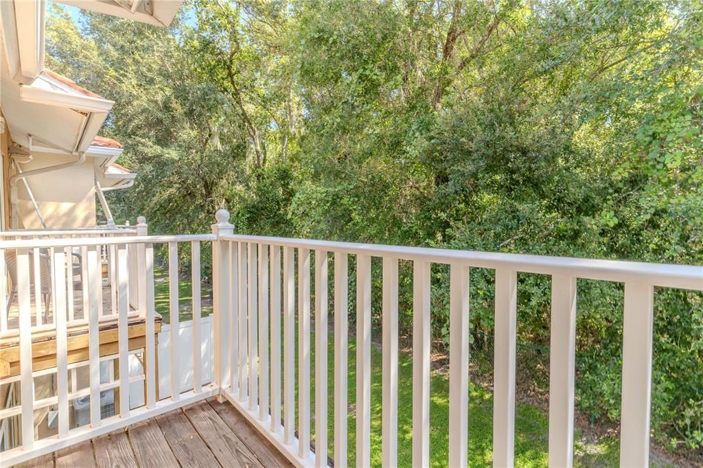 合同活跃: $299,990 (4 贝兹, 3 浴室, 1645 平方英尺)