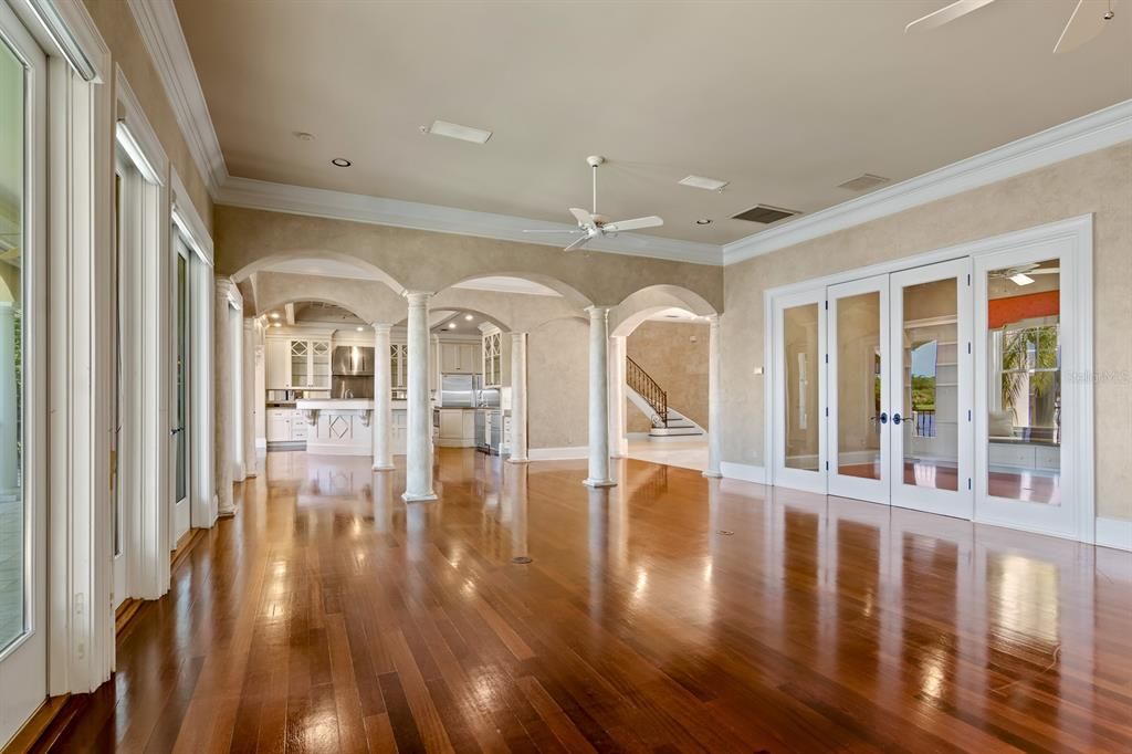 For Sale: $4,600,000 (5 beds, 6 baths, 6956 Square Feet)