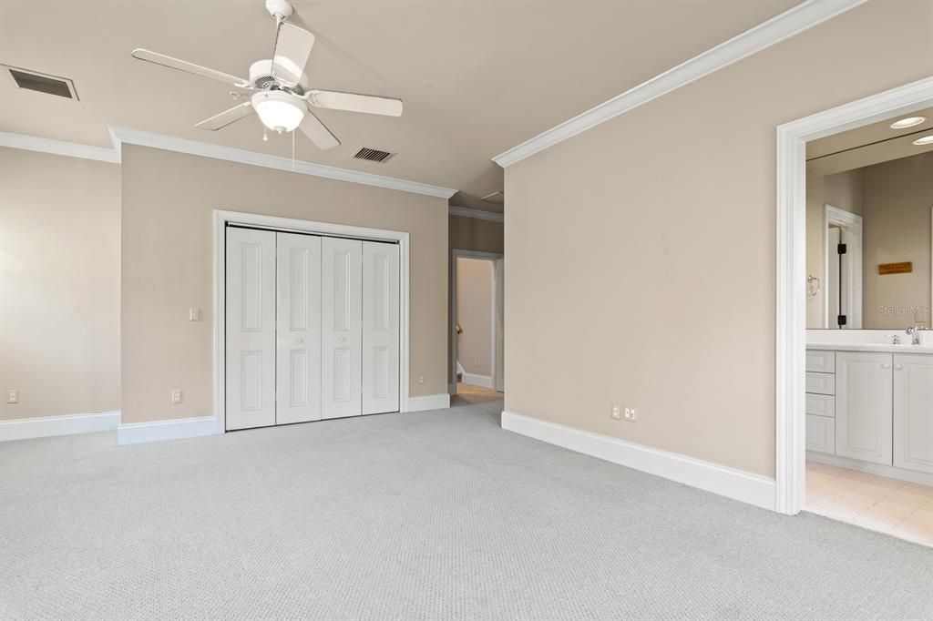 For Sale: $4,600,000 (5 beds, 6 baths, 6956 Square Feet)