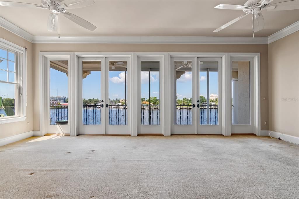 For Sale: $4,600,000 (5 beds, 6 baths, 6956 Square Feet)