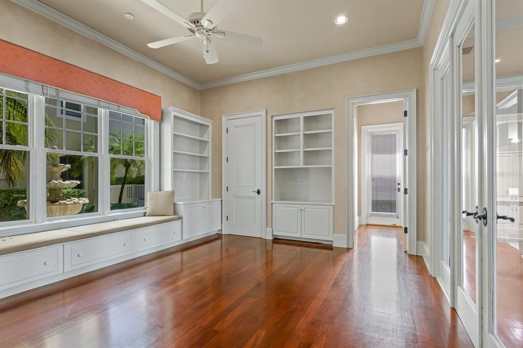 For Sale: $4,600,000 (5 beds, 6 baths, 6956 Square Feet)