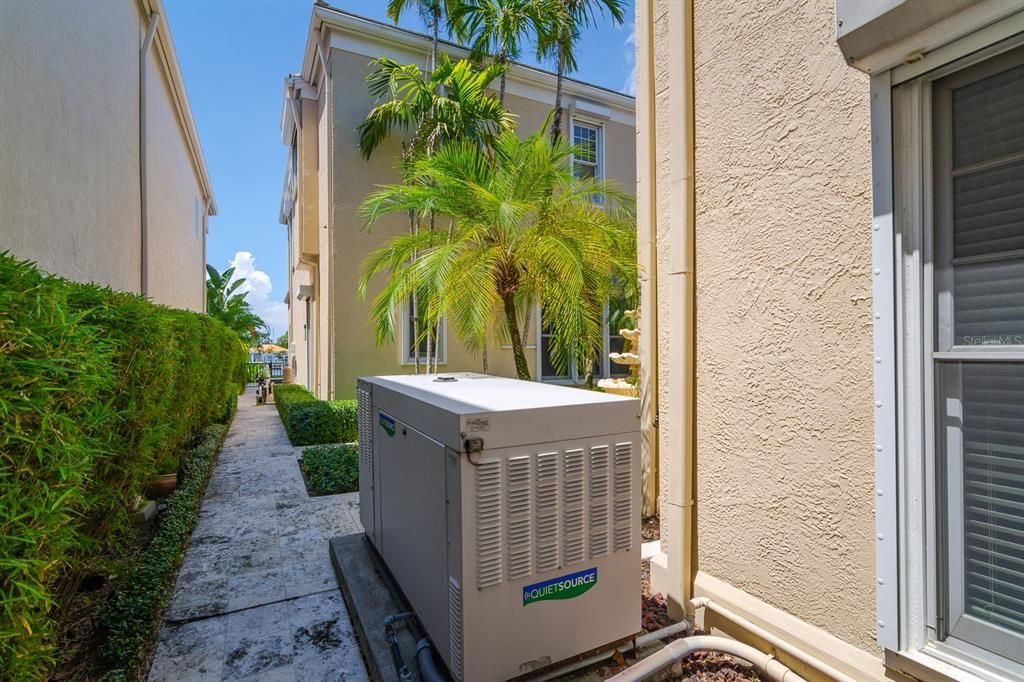 For Sale: $4,600,000 (5 beds, 6 baths, 6956 Square Feet)