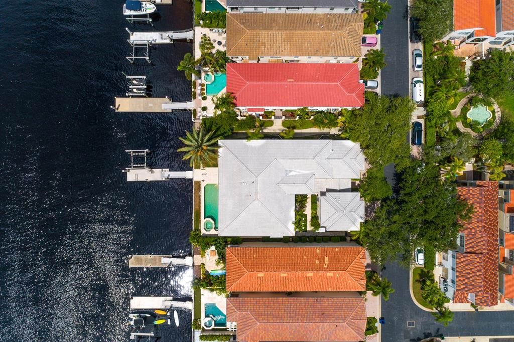 For Sale: $4,600,000 (5 beds, 6 baths, 6956 Square Feet)