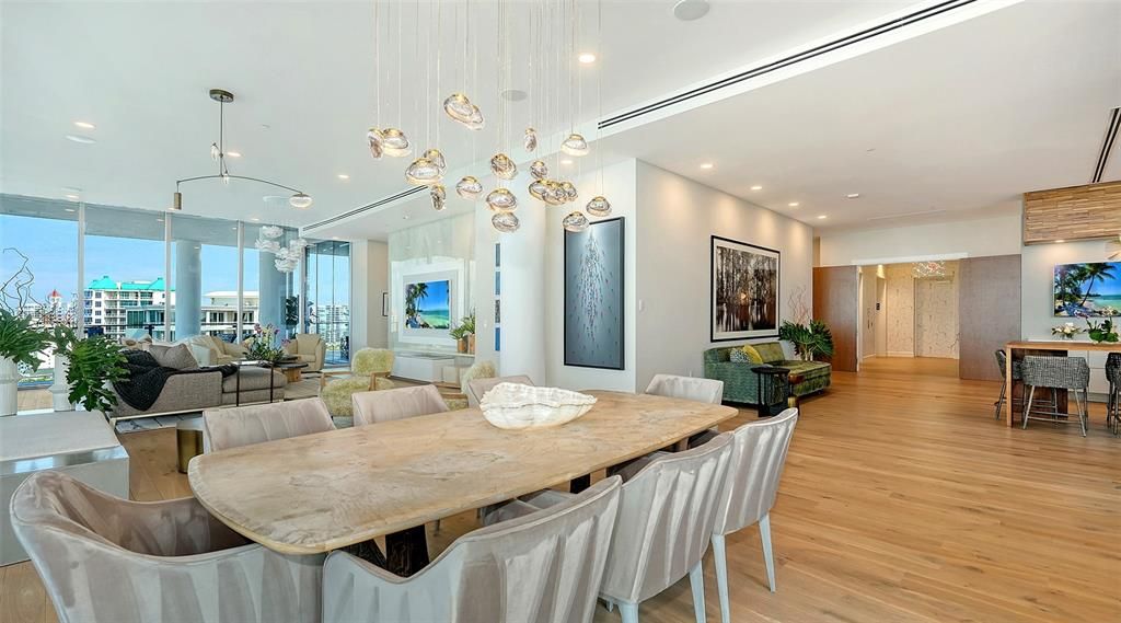 待售: $11,300,000 (4 贝兹, 4 浴室, 5655 平方英尺)