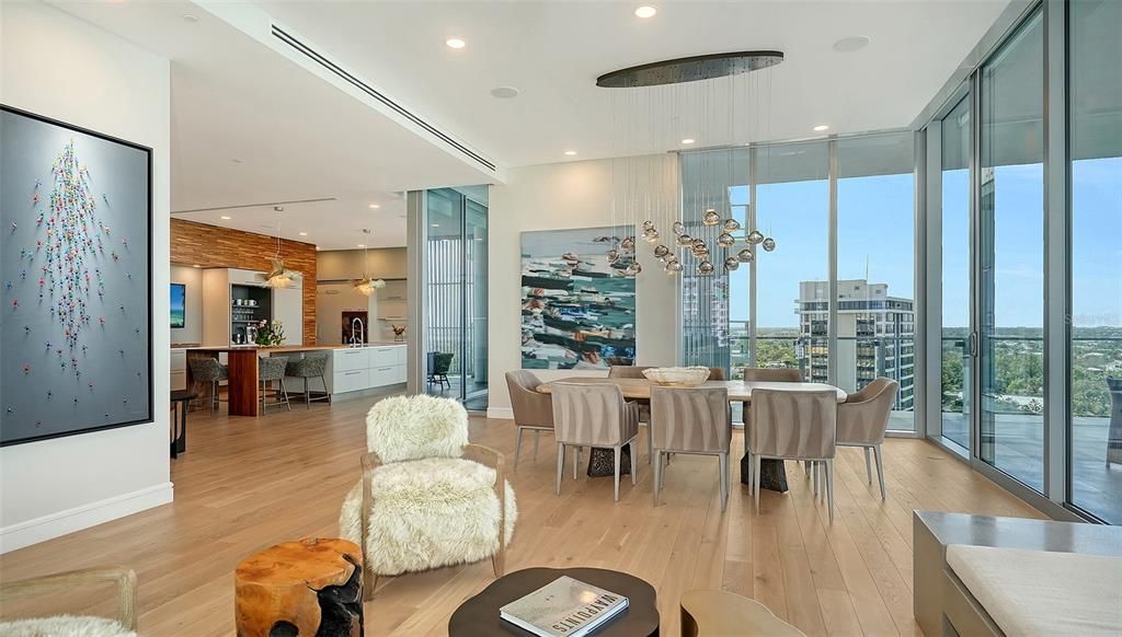 待售: $11,300,000 (4 贝兹, 4 浴室, 5655 平方英尺)