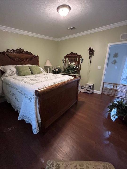 待售: $299,000 (2 贝兹, 2 浴室, 1508 平方英尺)