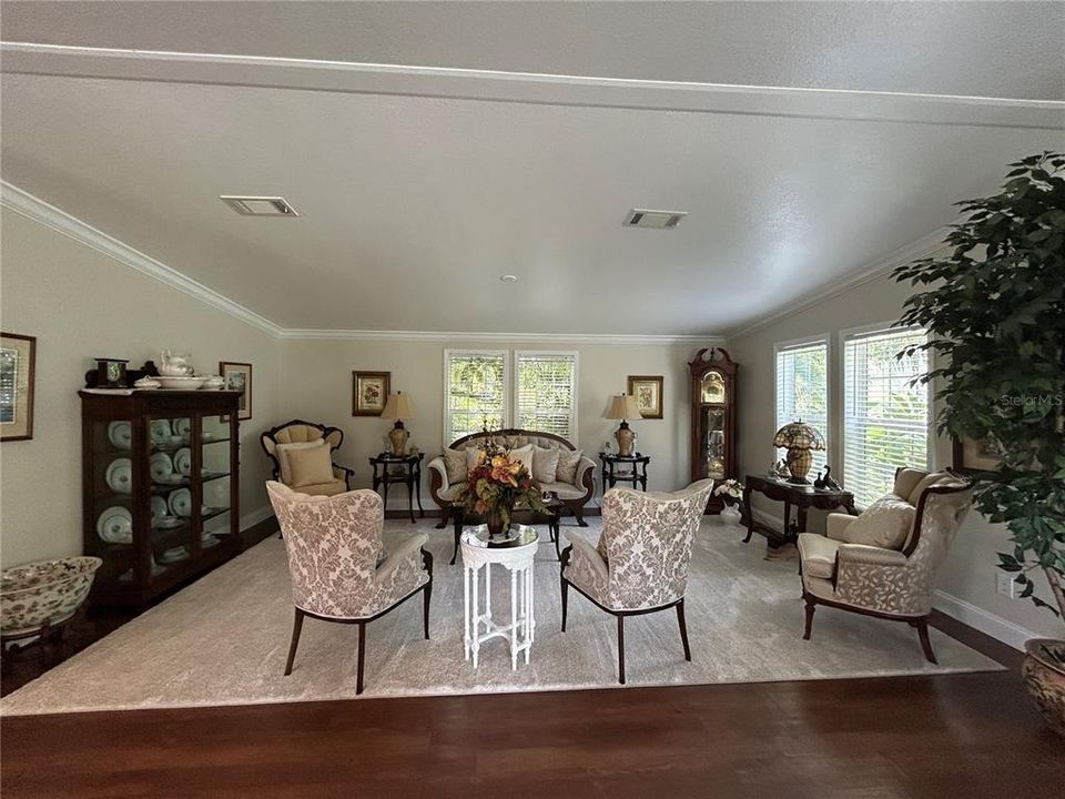 待售: $299,000 (2 贝兹, 2 浴室, 1508 平方英尺)