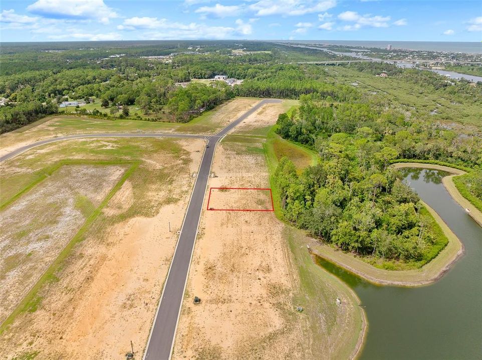 На продажу: $249,000 (0.25 acres)