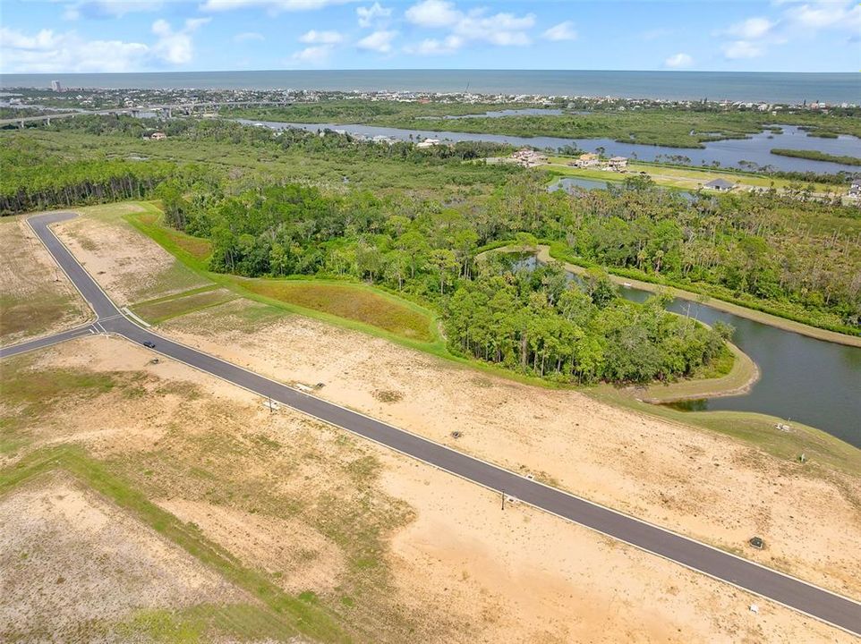 На продажу: $249,000 (0.25 acres)