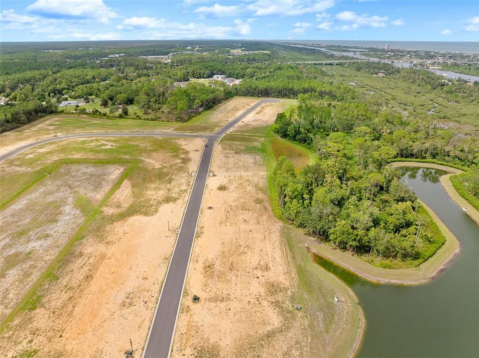 На продажу: $249,000 (0.25 acres)