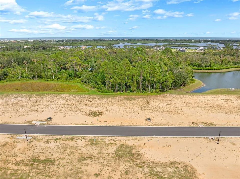 На продажу: $249,000 (0.25 acres)