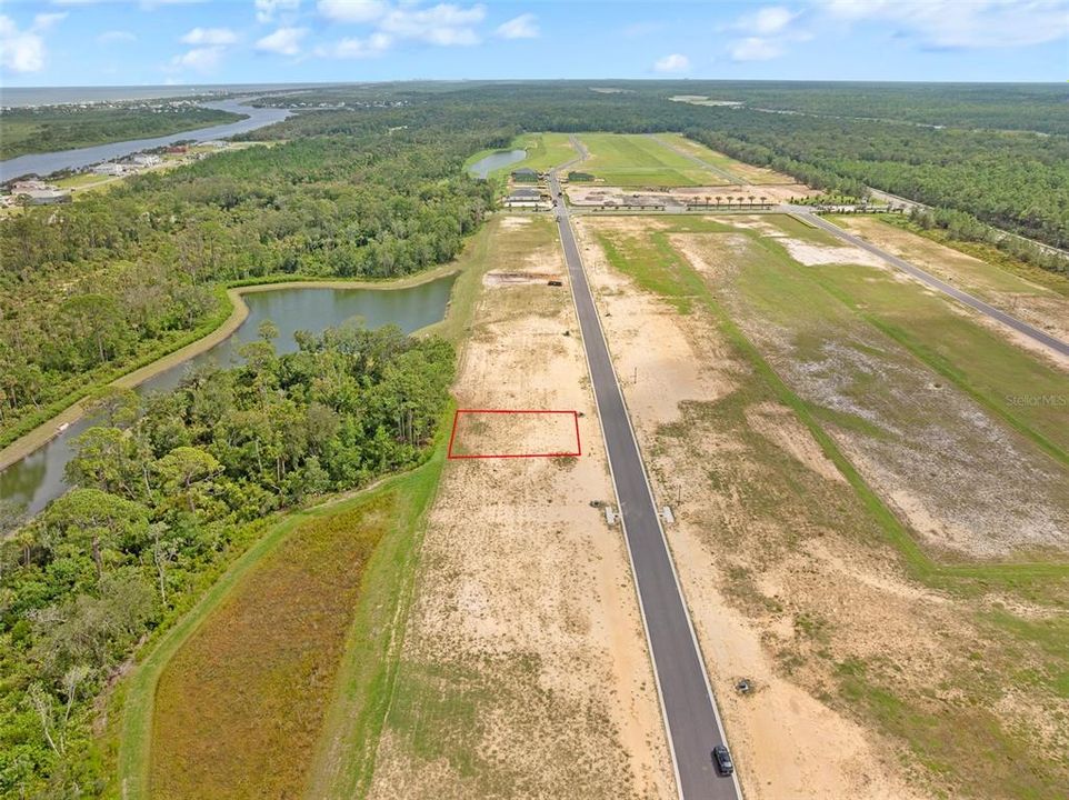 На продажу: $249,000 (0.25 acres)