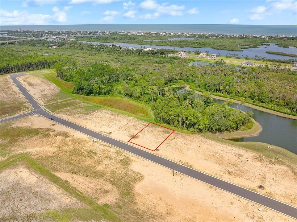 На продажу: $249,000 (0.25 acres)