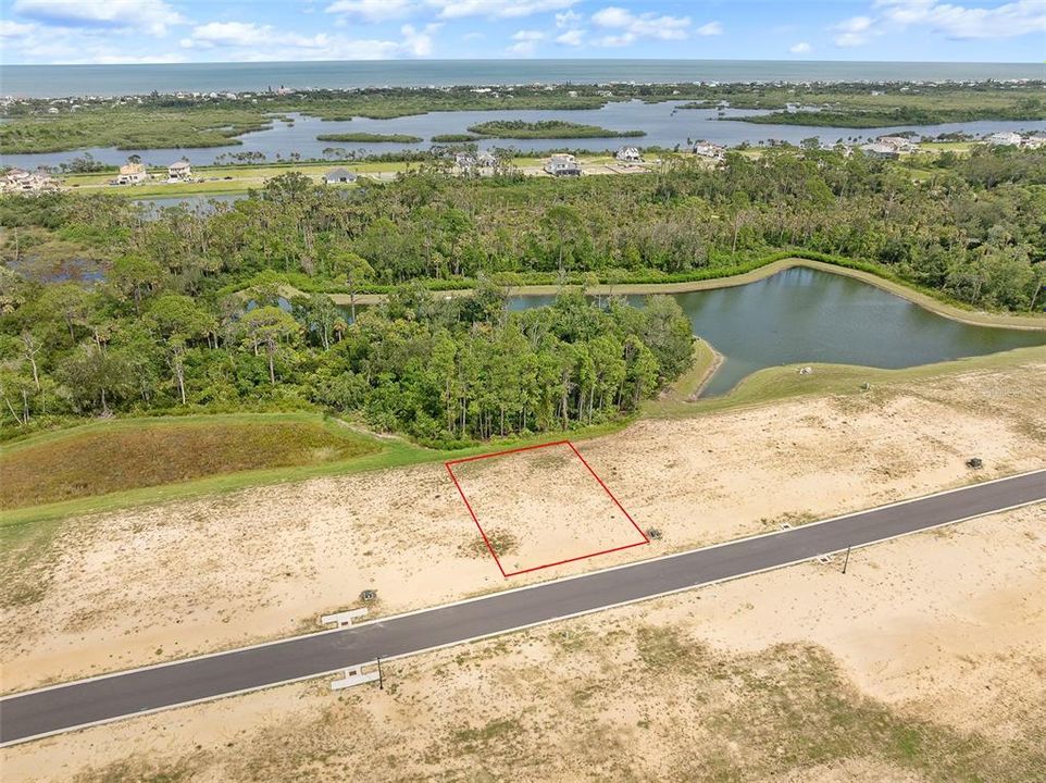 На продажу: $249,000 (0.25 acres)