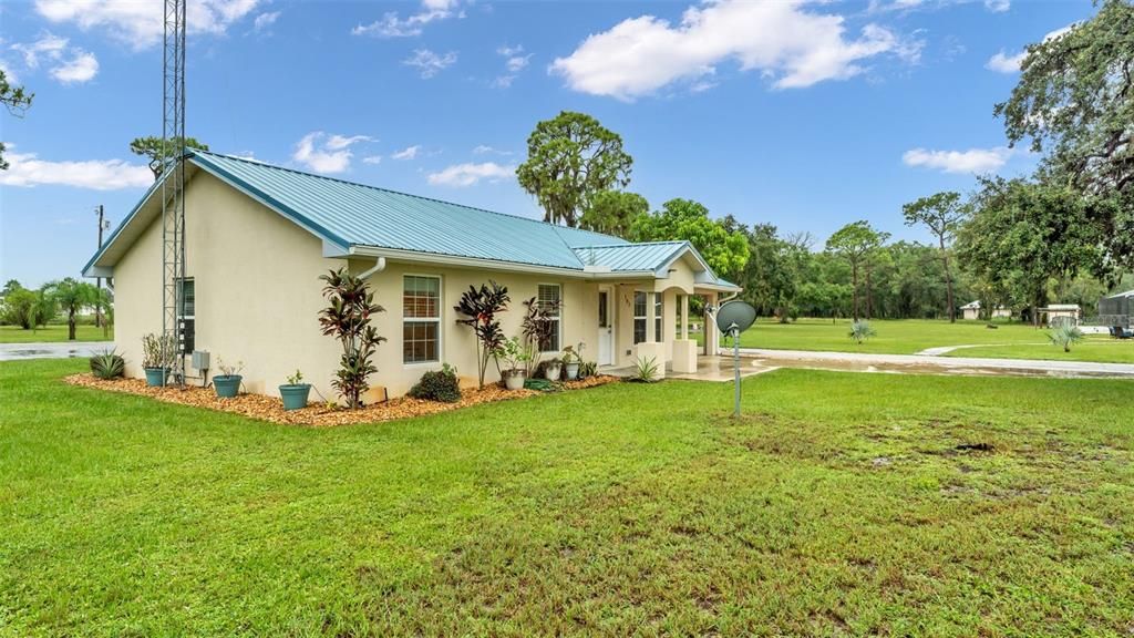 For Sale: $1,424,999 (15 beds, 0 baths, 5908 Square Feet)