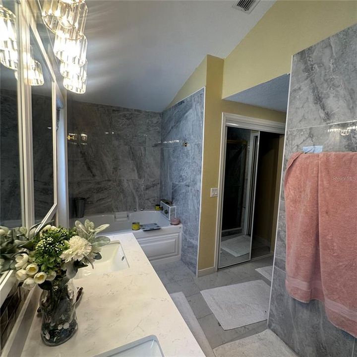 Active With Contract: $359,900 (4 beds, 2 baths, 1786 Square Feet)