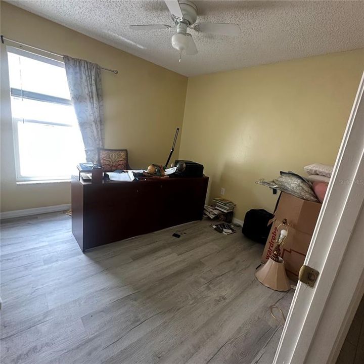 Active With Contract: $359,900 (4 beds, 2 baths, 1786 Square Feet)