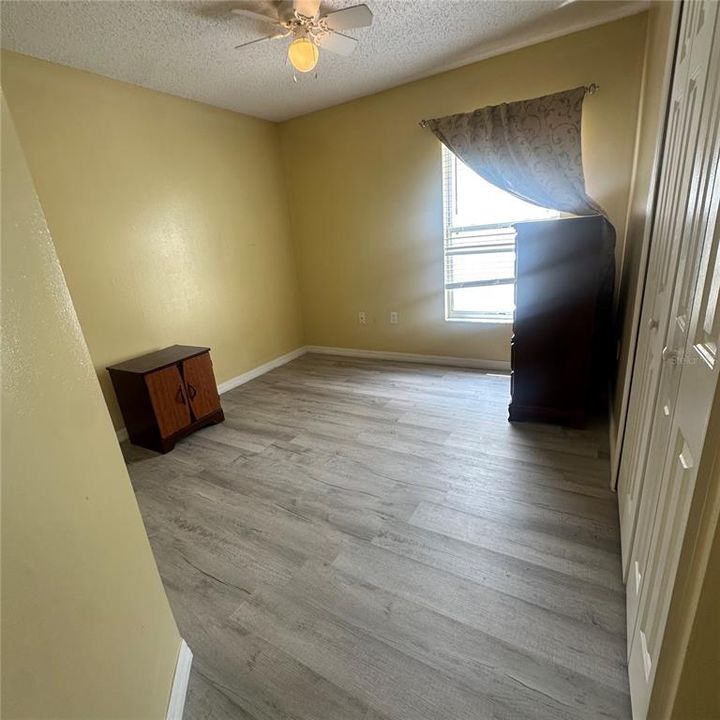 Active With Contract: $359,900 (4 beds, 2 baths, 1786 Square Feet)