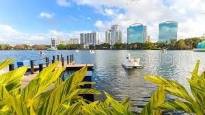 Под контрактом: $199,900 (2 спален, 2 ванн, 1084 Квадратных фут)