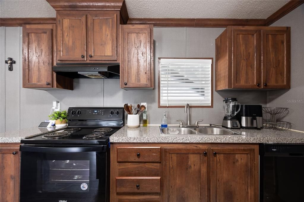 待售: $245,000 (3 贝兹, 2 浴室, 1344 平方英尺)